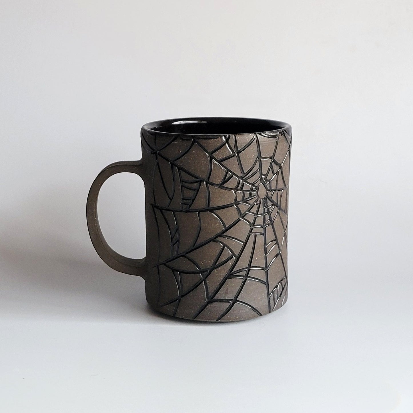Spiderweb Mug 9 - 16oz